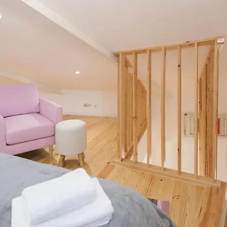 Center Duplex - Subway Nearby Lisbon